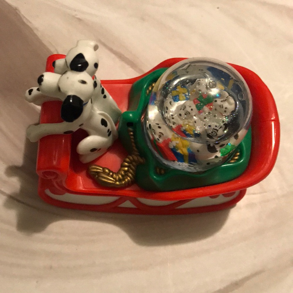 VINTAGE DISNEY-101 Dalmatians-SNOW GLOBE-Christmas-1996-McDonalds Dog Sledding